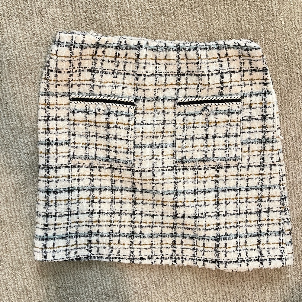 Brand new House of Harlow 1960 tweed skirt